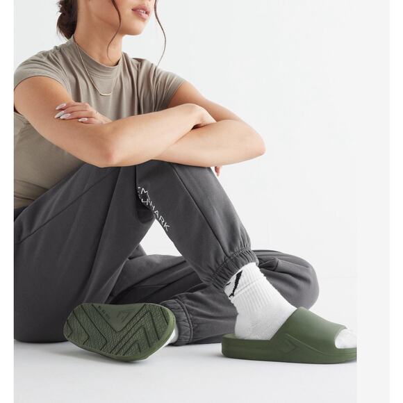 Gymshark Unisex Rest Day Slice Sandals Core Olive Mens Size 13 Womens Size 14 - Picture 2 of 8